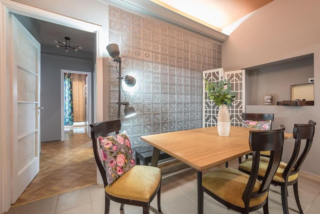 Rest Sleep Repeat By Museum In A Modern Victorian Way Apartment